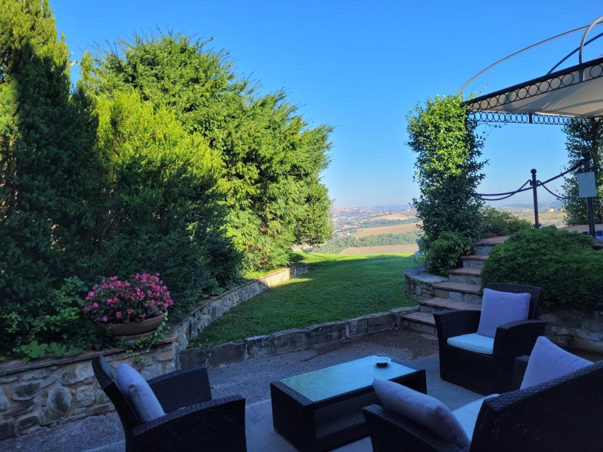 Relais Todini - Residenza D'Epoca - Luxury Historic House Hotell Exteriör bild