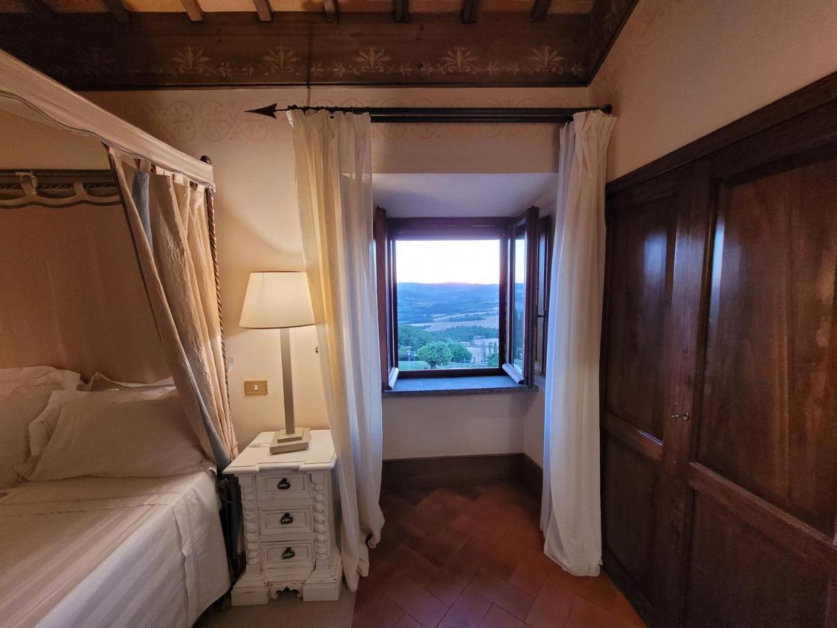 Relais Todini - Residenza D'Epoca - Luxury Historic House Hotell Exteriör bild