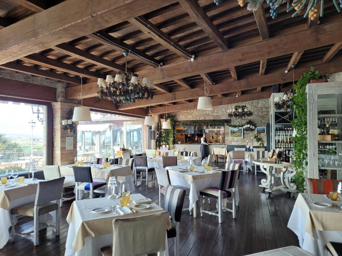 Relais Todini - Residenza D'Epoca - Luxury Historic House Hotell Exteriör bild