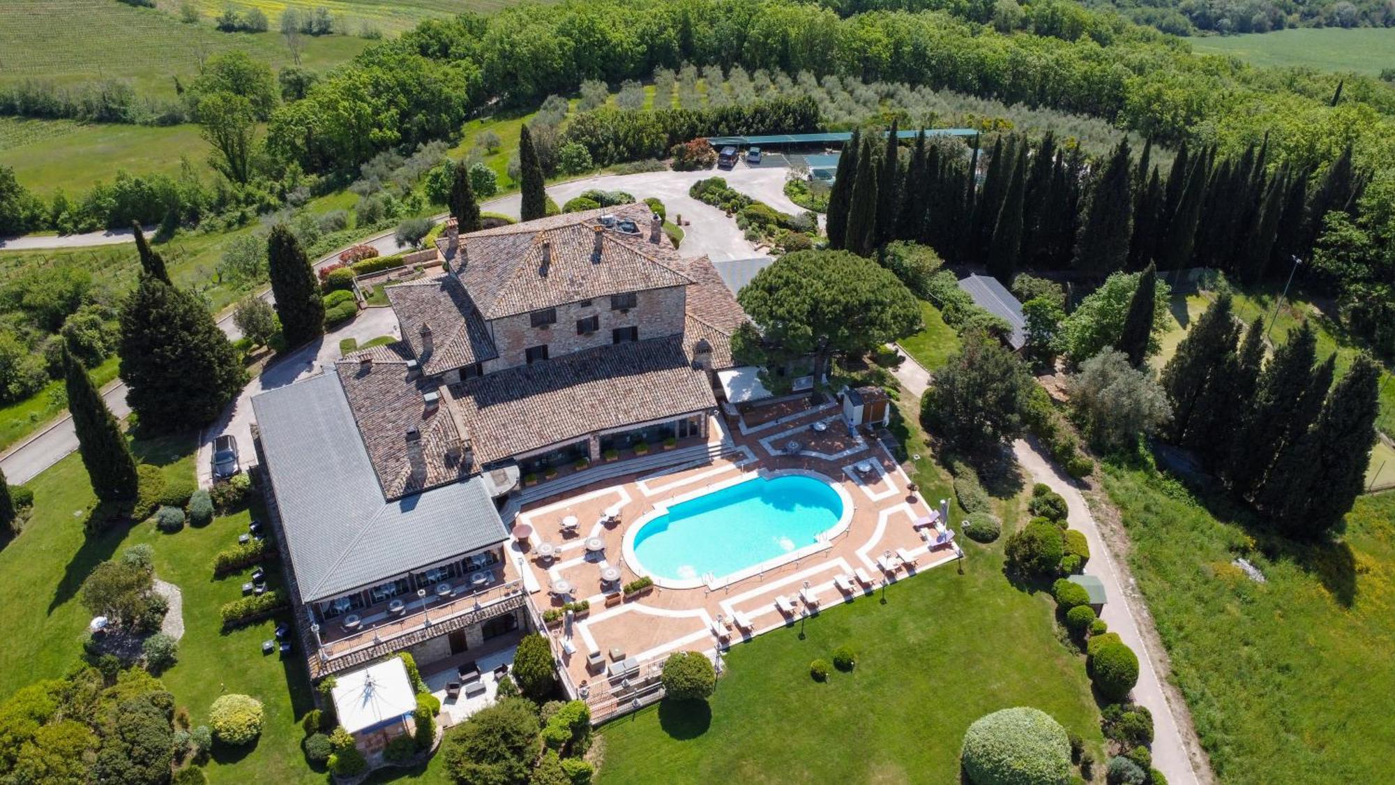 Relais Todini - Residenza D'Epoca - Luxury Historic House Hotell Exteriör bild