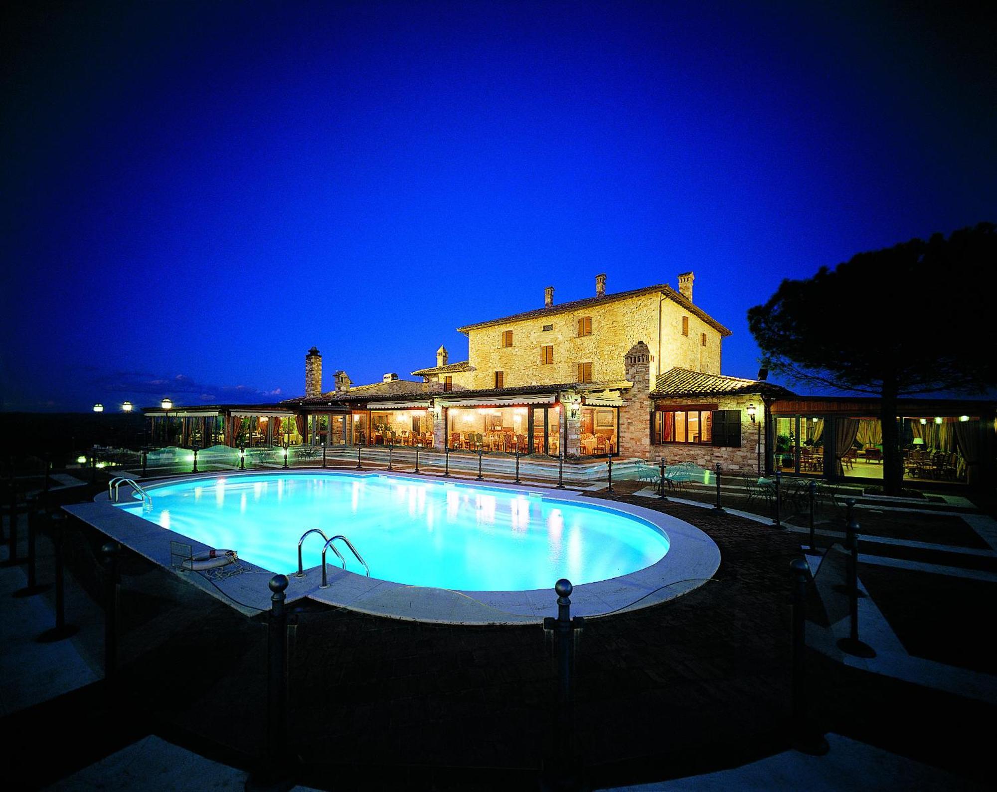 Relais Todini - Residenza D'Epoca - Luxury Historic House Hotell Exteriör bild