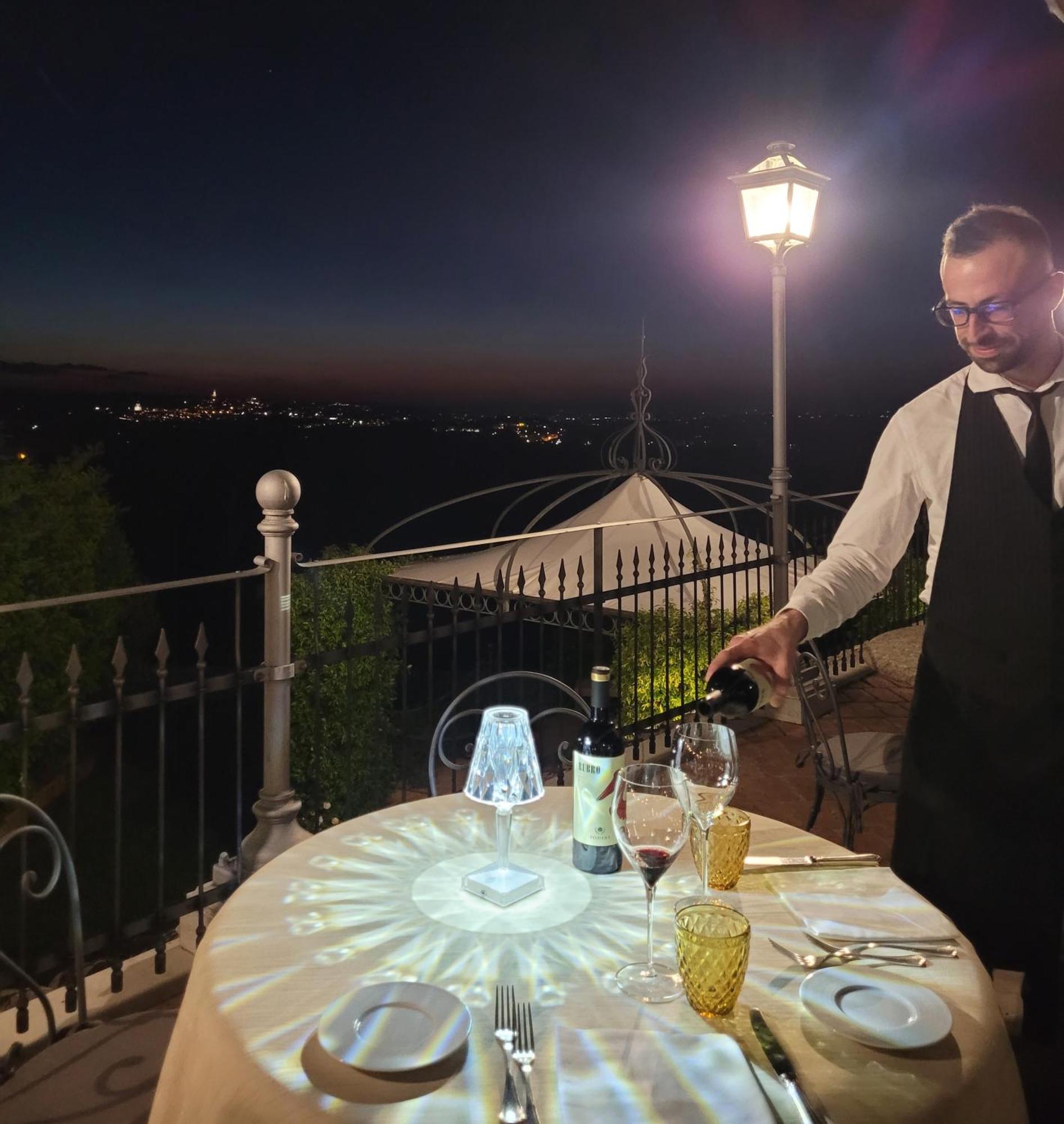Relais Todini - Residenza D'Epoca - Luxury Historic House Hotell Exteriör bild
